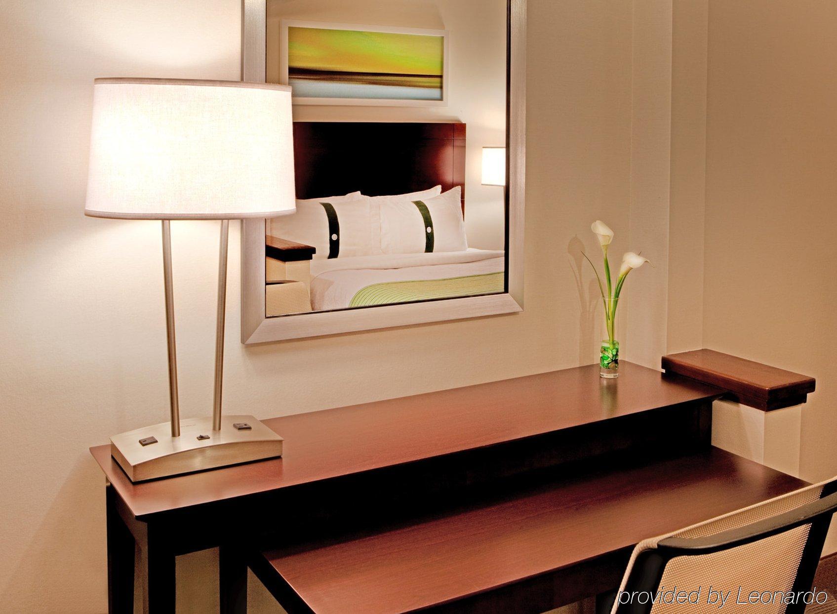 Baltimore Bwi Airport By Ihg