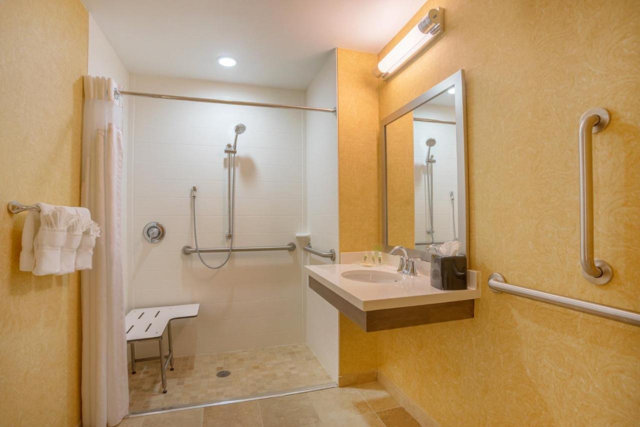 Baltimore Bwi Airport By Ihg Linthicum